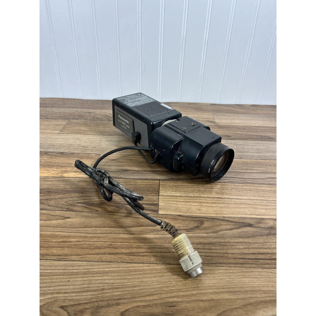 Panasonic Color CCTV Camera WV-CL834 1-2” fit with Lens and Cable