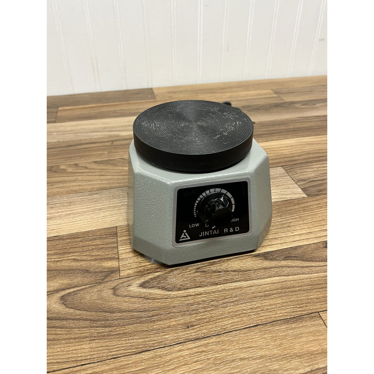 JINTAI R&D JT-14 Dental Lab Vibrating 4" Round Shaker Oscillator Mixing