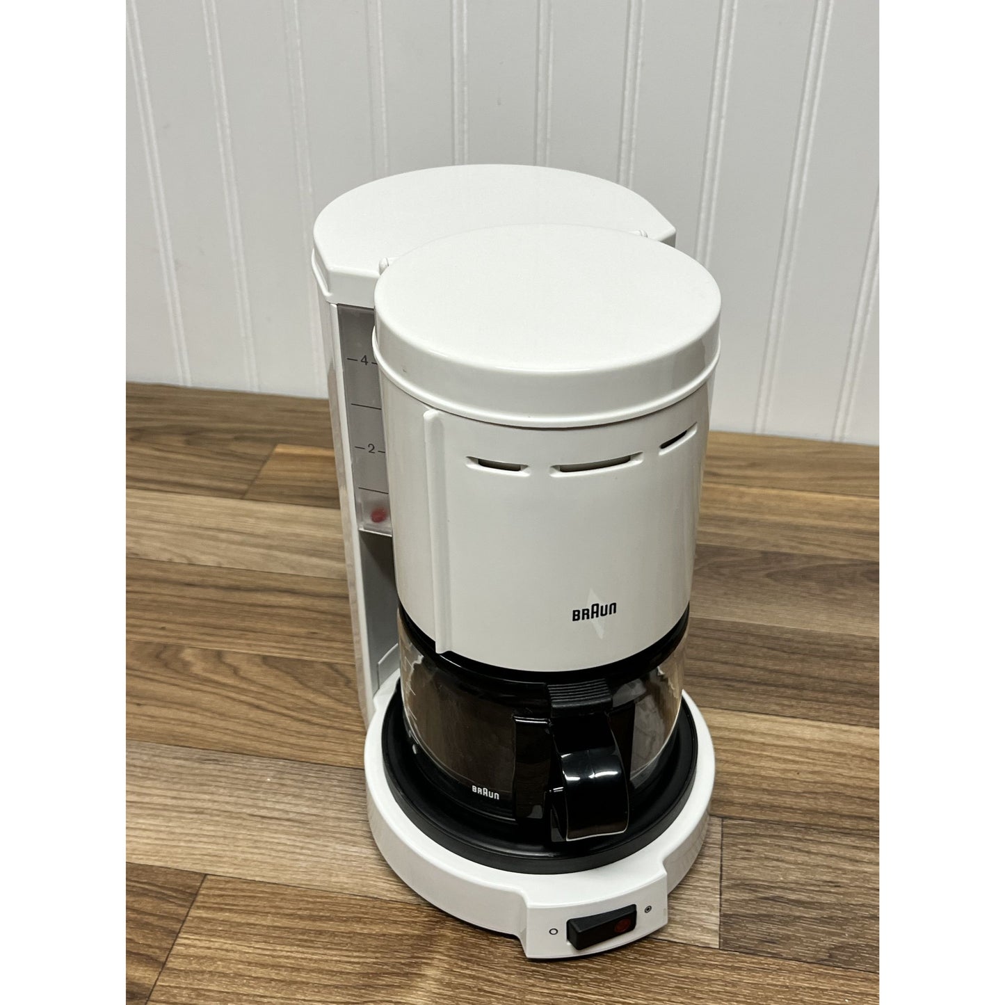 BRAUN Aromaster 4-cup Coffee Maker White 3075 KF12 w/ Carafe