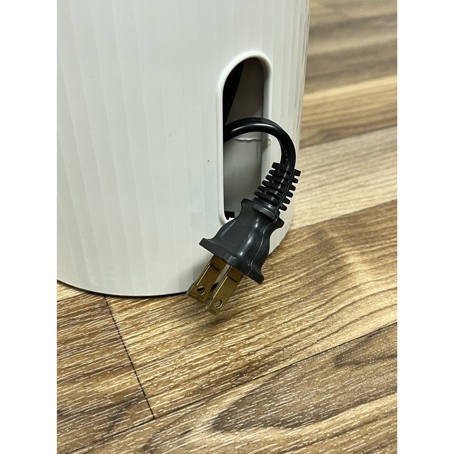 BRAUN Aromaster 4-cup Coffee Maker White 3075 KF12 w/ Carafe