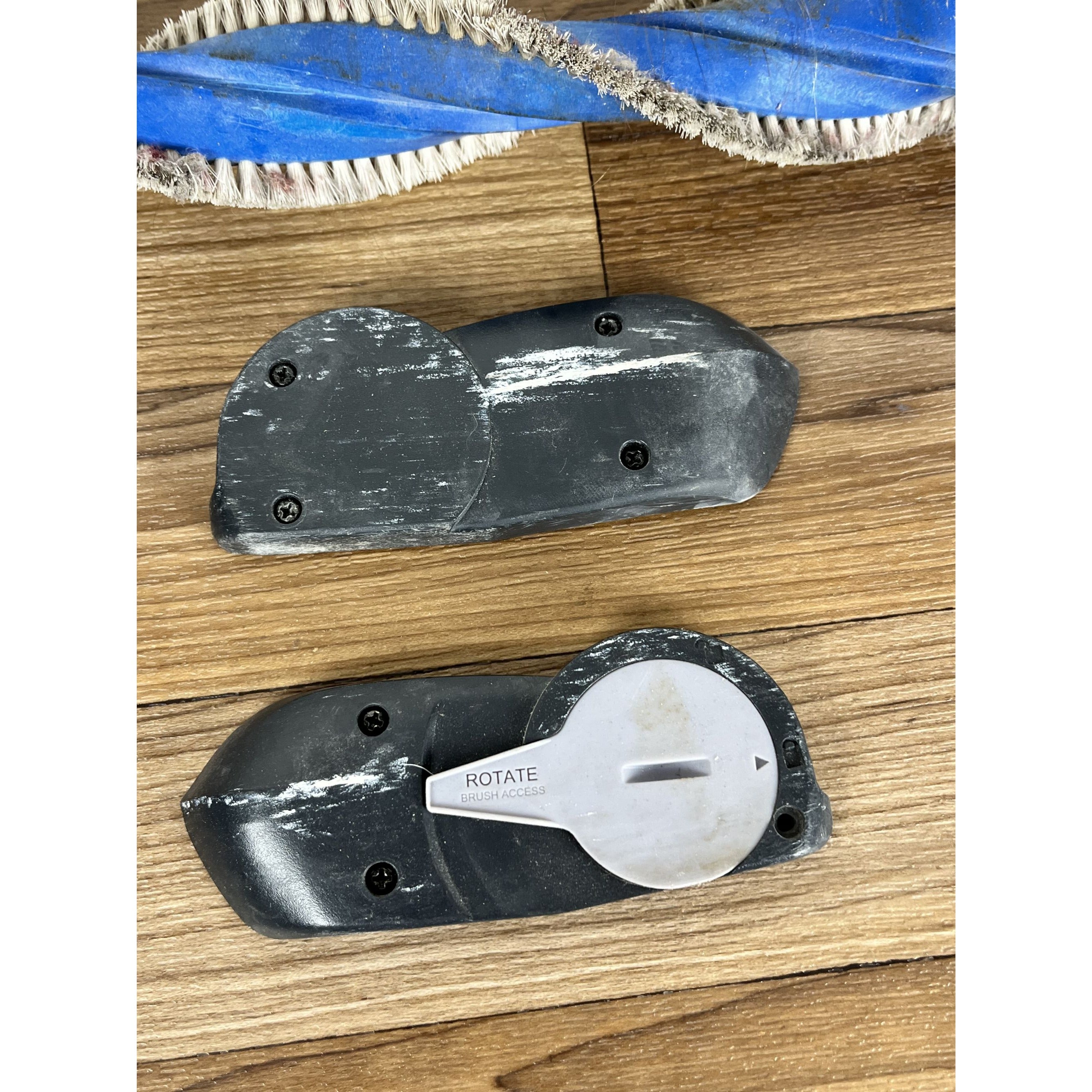 Hoover BH53420 BH53420V BH53400 BH53450 BRUSHROLL ACCESS LOCK SIDES With Brush