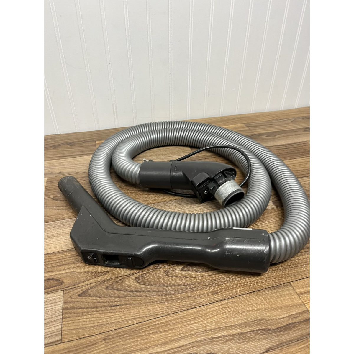 Miele The Solution S312i Vacuum part main hose & nozzle