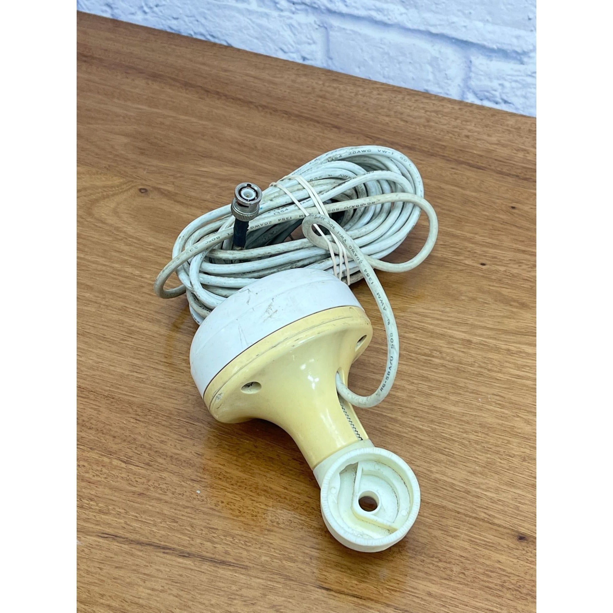 Garmin GA 29 GPS Puck Antenna w/Cord