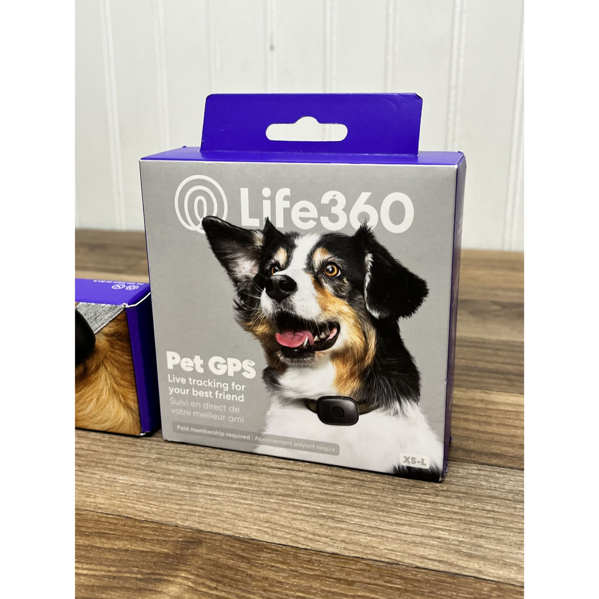 Life360 Pet GPS Tracker Live Tracking for Dog Cat Collar w/ Adventure Sleeve NEW