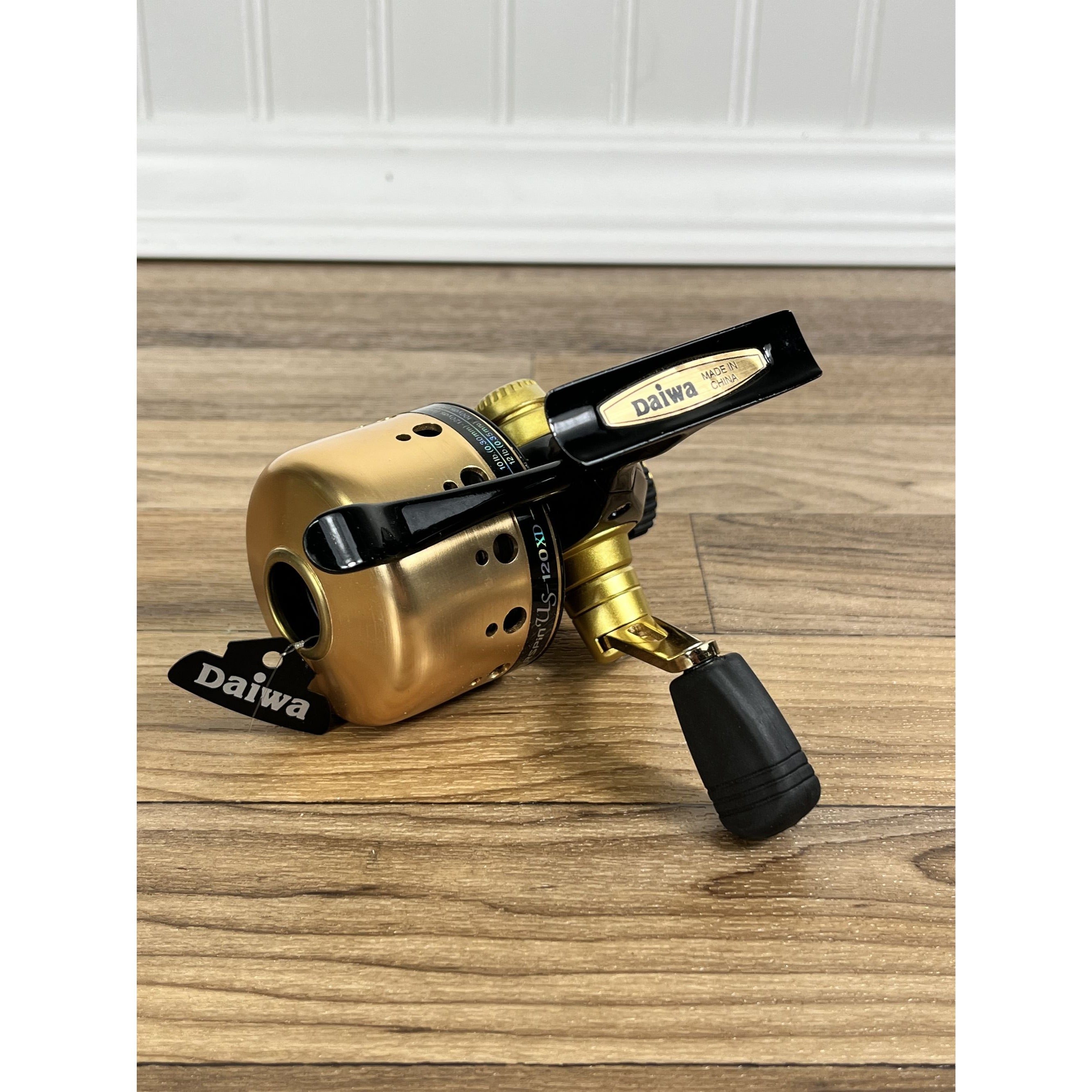 DAIWA 120XD UNDERSPIN CLOSED FACE SPINCASTING REEL Fishing