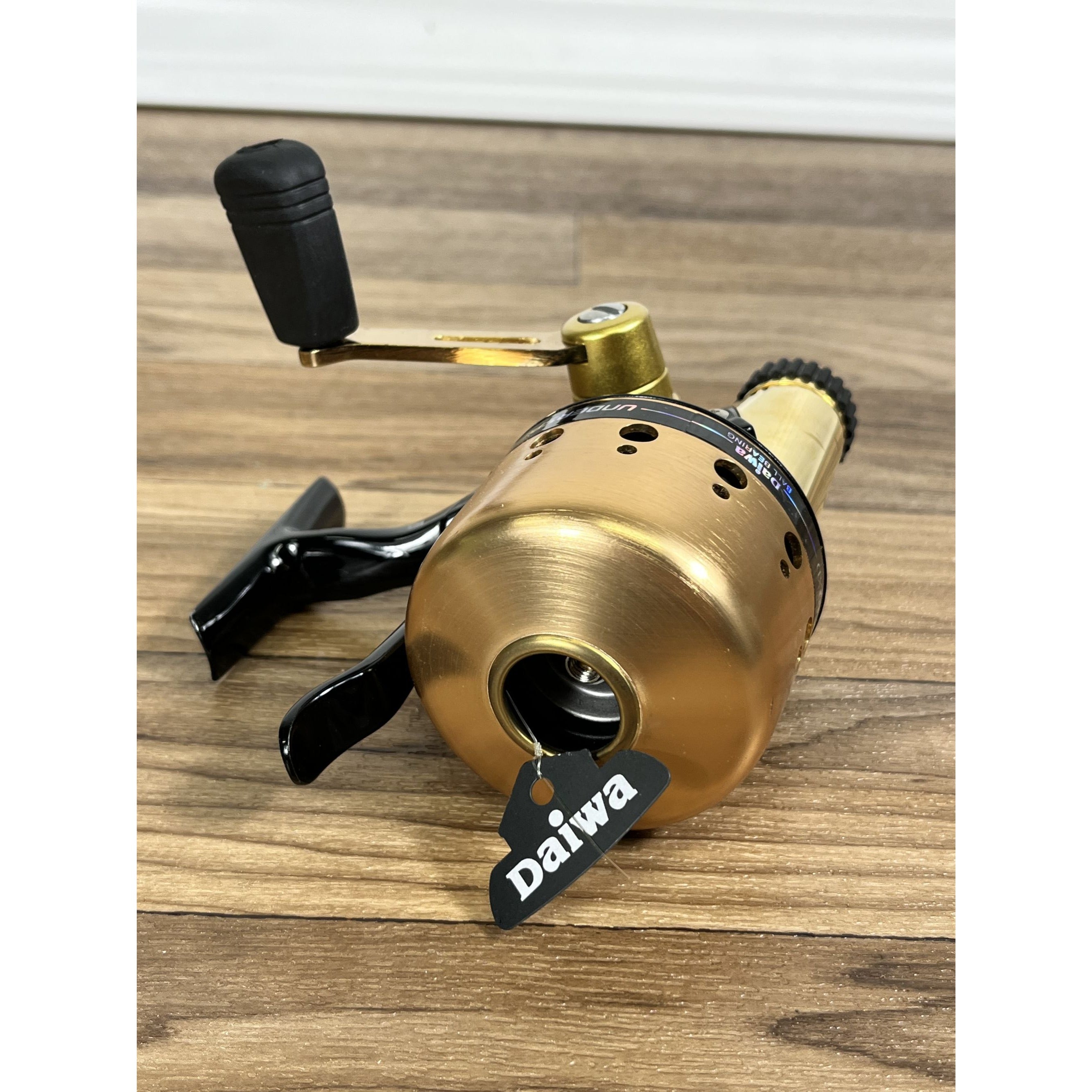 DAIWA 120XD UNDERSPIN CLOSED FACE SPINCASTING REEL Fishing