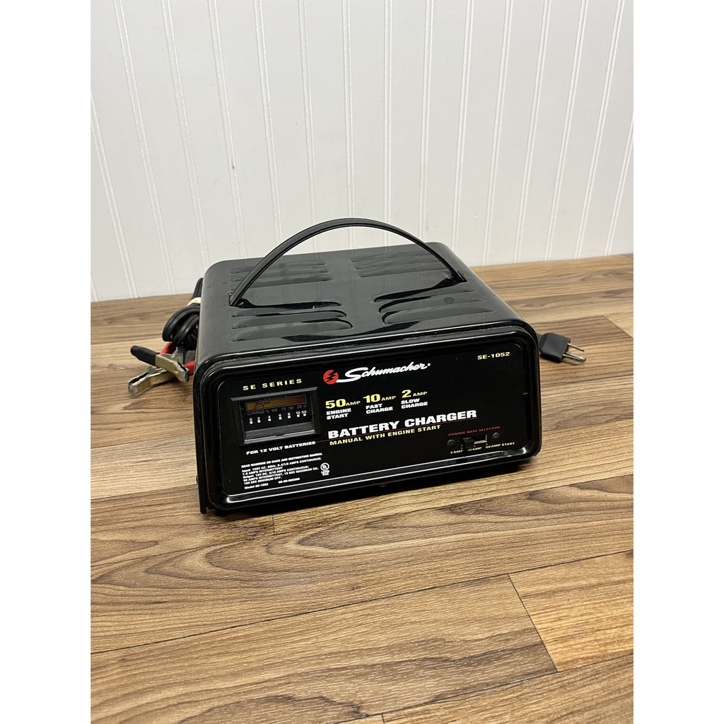 Schumacher Battery Charger & STARTER Model SE-10-52 2/10/50 AMP 12 V Made in USA