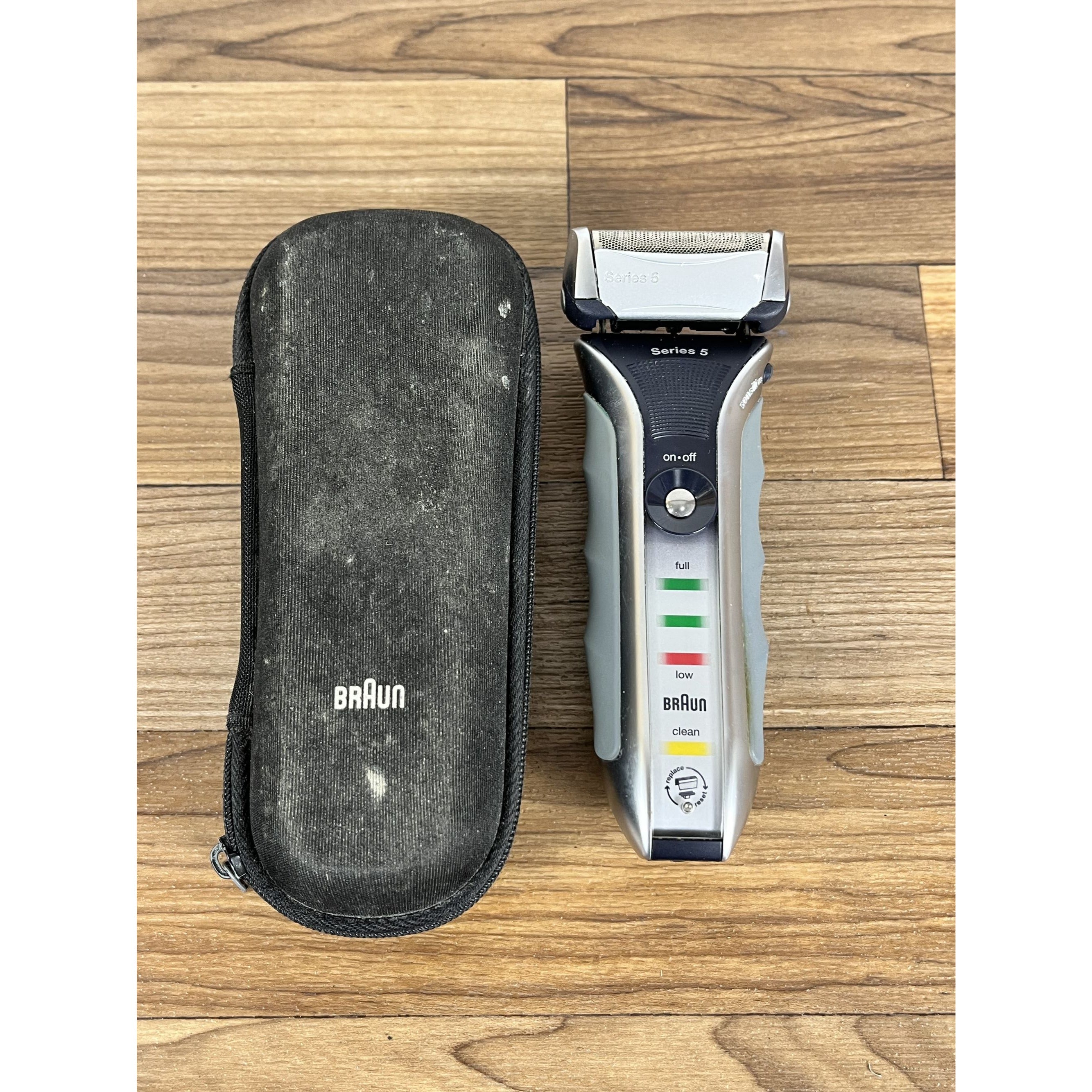 Braun Electric Shaver for Men, Series 5 Wet & Dry Shaver Only