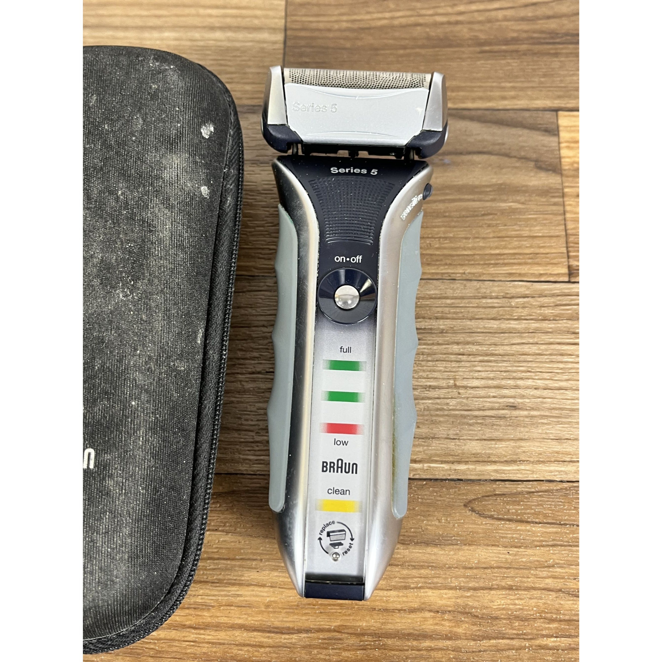 Braun Electric Shaver for Men, Series 5 Wet & Dry Shaver Only