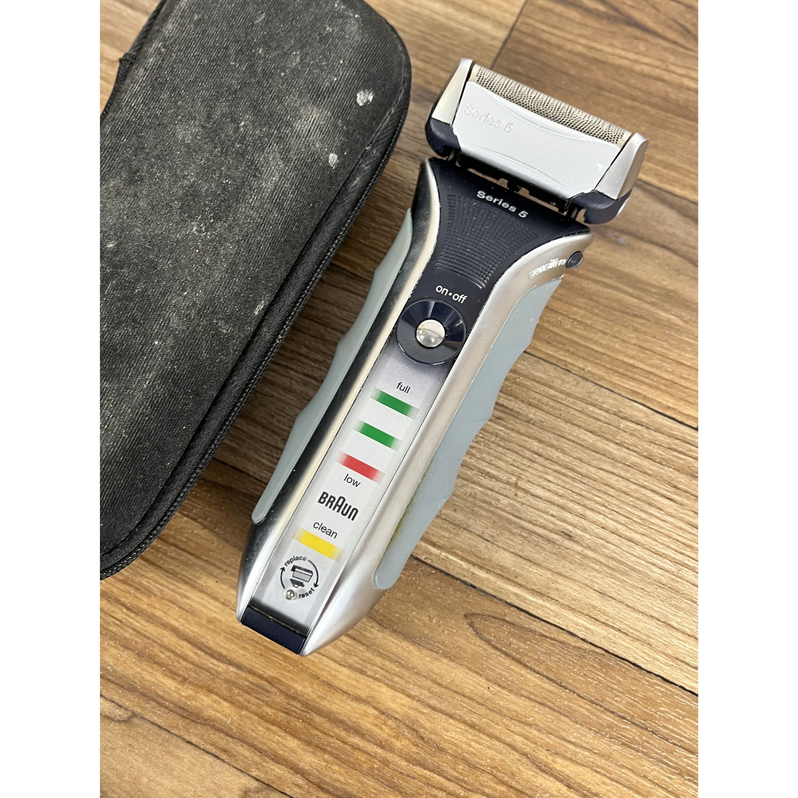 Braun Electric Shaver for Men, Series 5 Wet & Dry Shaver Only