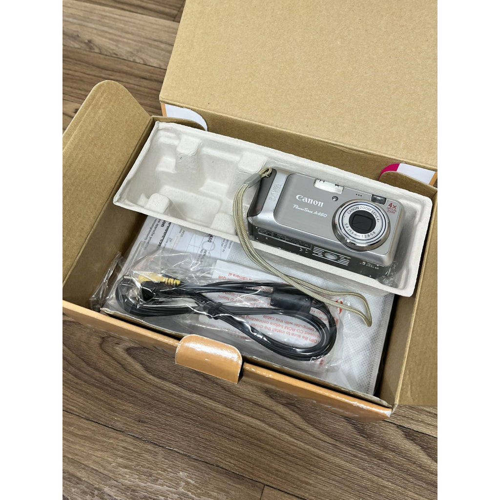 Canon PowerShot A460 5.0 MP Compact Digital Camera With Original Box