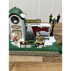 New Bright Holiday Express DILLARDS Reindeer MUSICAL CLOCK TOWER TRAIN STATION