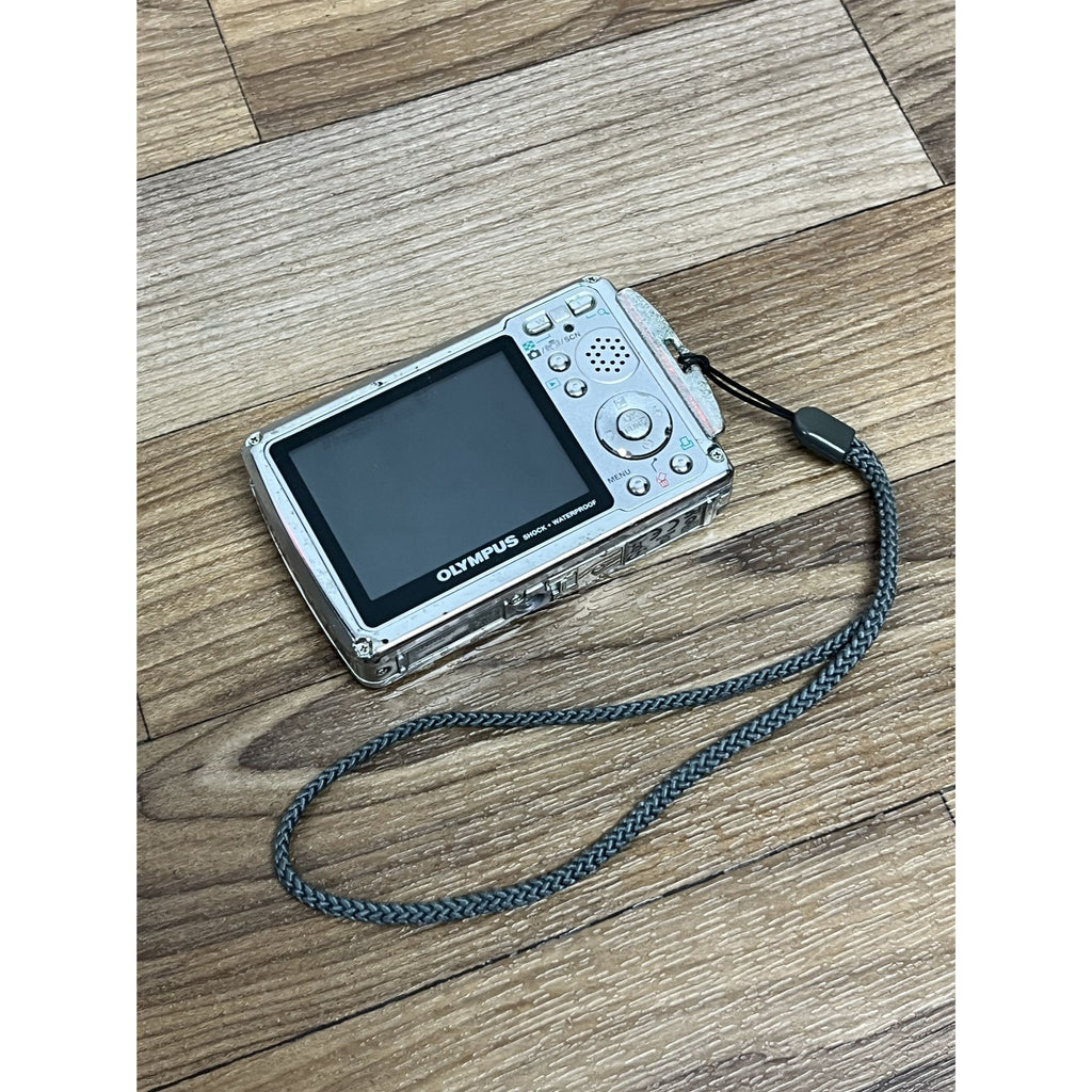 Olympus Stylus 720 SW Camera - 7.1MP, 3x Opt Zoom CAMERA ONLY