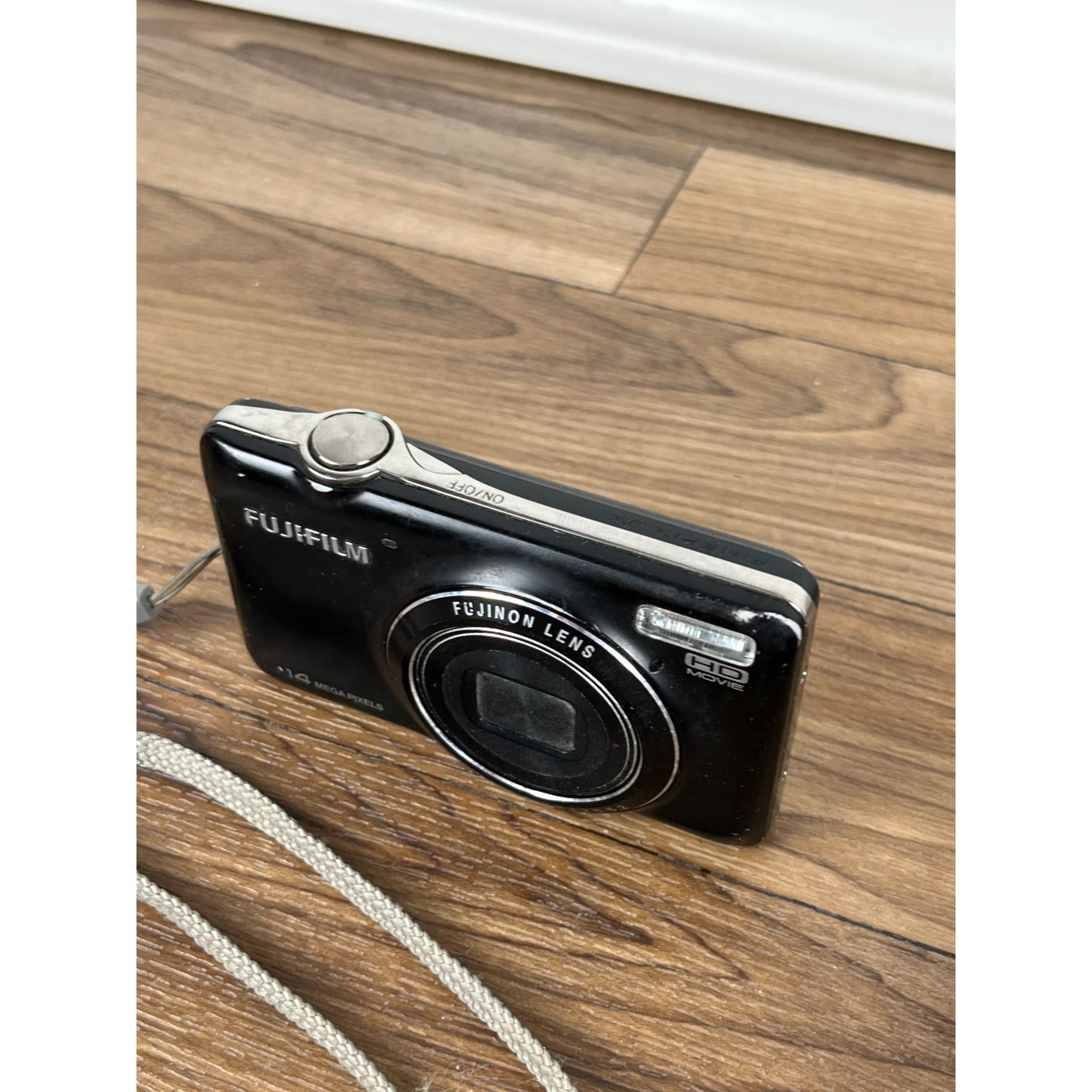 Fujifilm FinePix JX370 Digital Camera READ DESC FOR PARTS W BOX