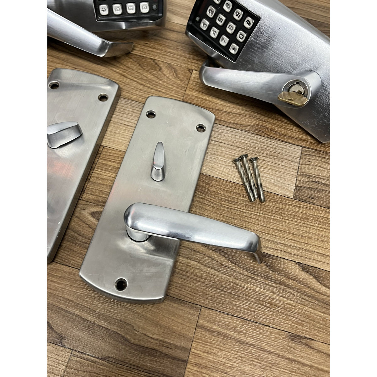 X2 Kaba E-Plex Electronic Pushbutton Locks ONE KEY Read Desc