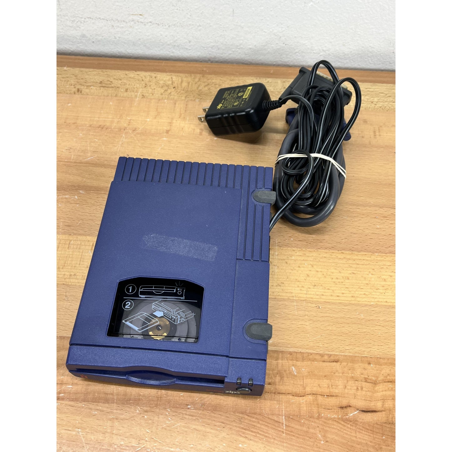 READ Iomega Zip 100 Z100S2 Drive External With AC Adapter & Parallel Cable