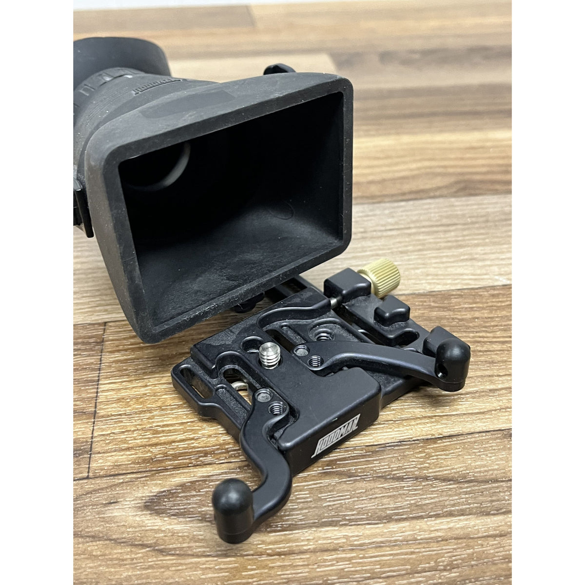 Hoodman HLVKIT Live View Kit DSLR Camera Viewfinder Shade W Diopter Adjust H32B