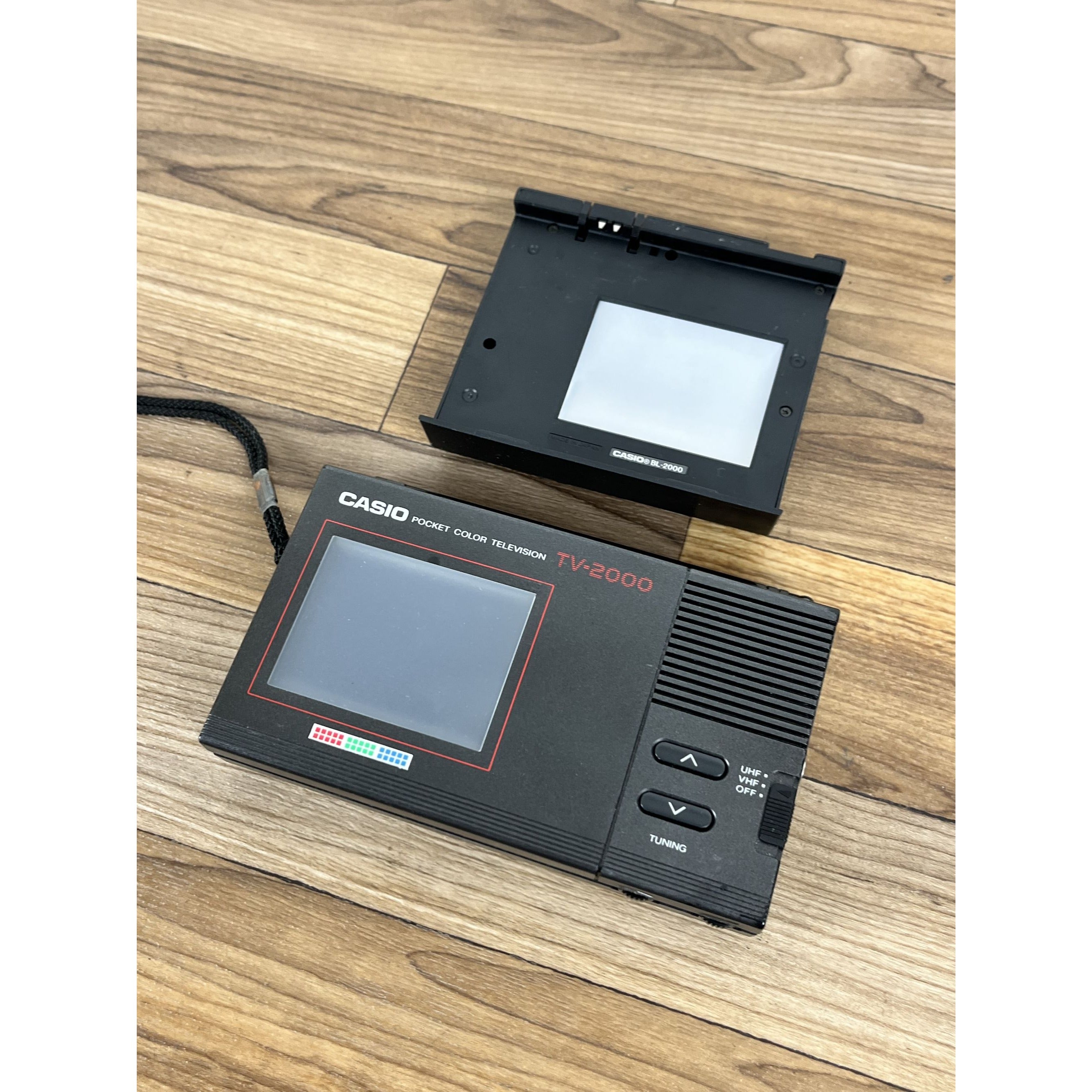 Casio TV-2000 Portable TV with Backlight BL-2000 Kit