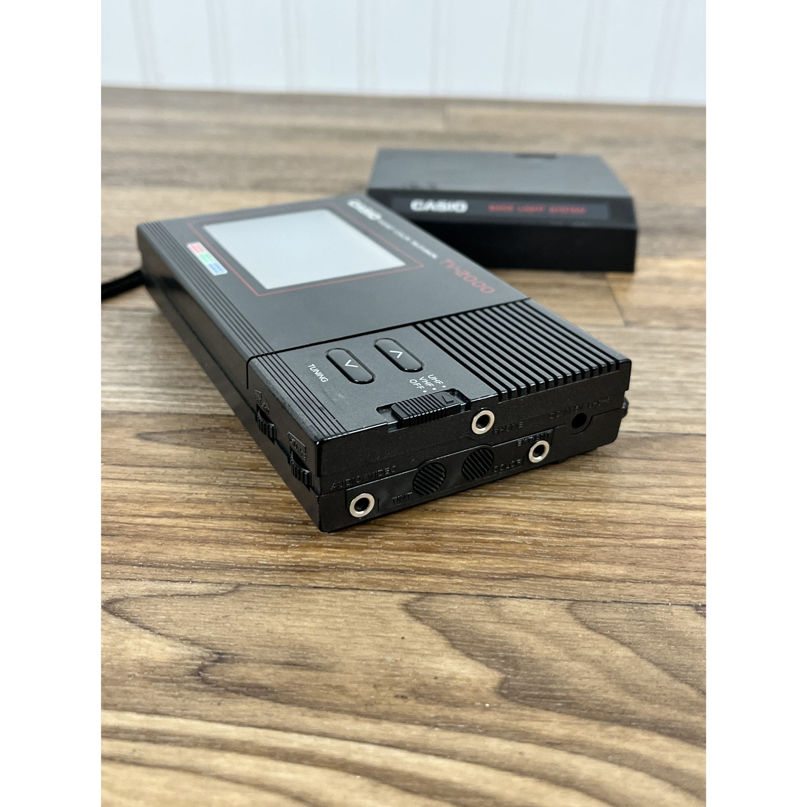 Casio TV-2000 Portable TV with Backlight BL-2000 Kit
