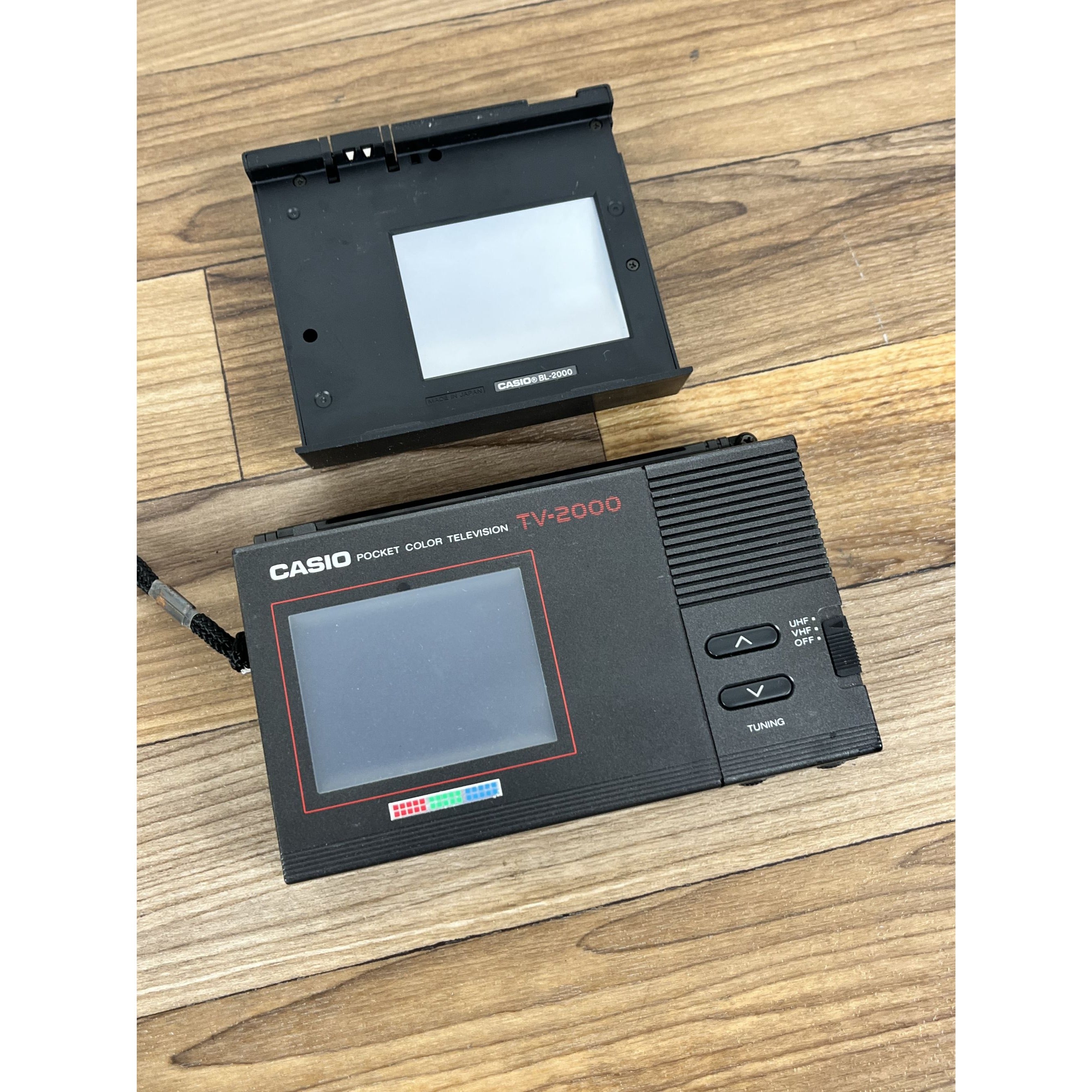 Casio TV-2000 Portable TV with Backlight BL-2000 Kit