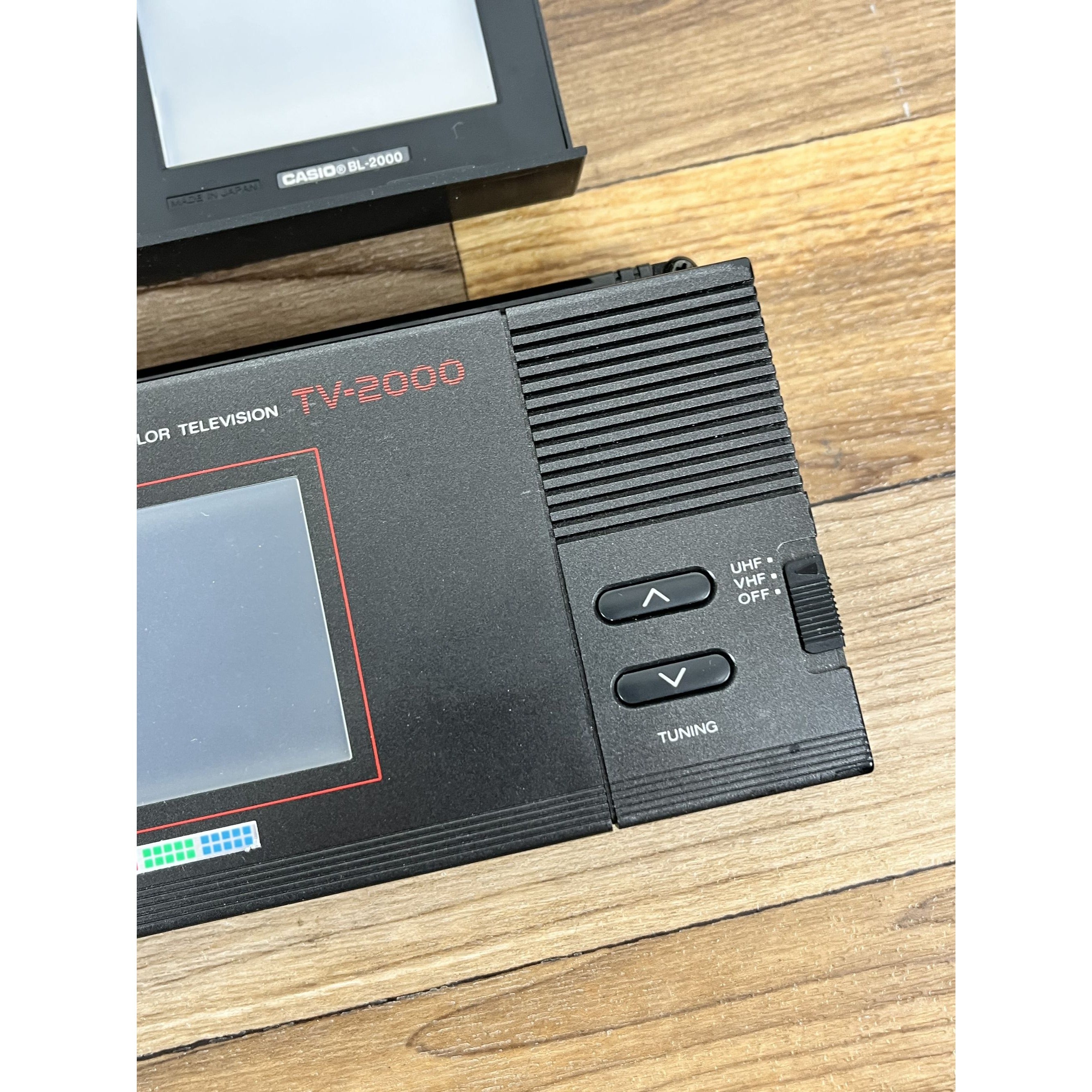 Casio TV-2000 Portable TV with Backlight BL-2000 Kit