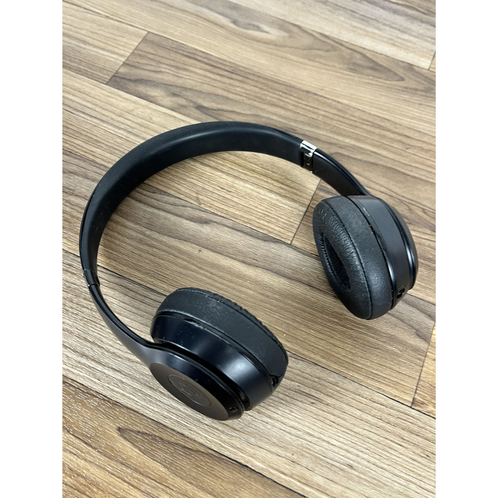 Beats by Dr. Dre Solo3 Wireless Bluetooth On-Ear Headphones Black